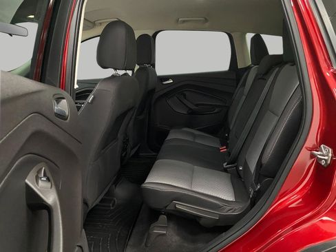 Used 2017 Ford Escape SE image 25