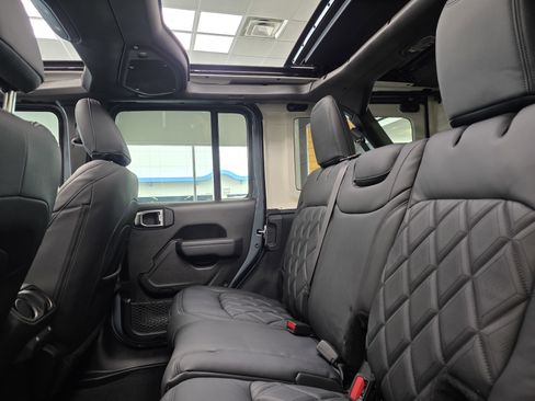 New 2025 Jeep Wrangler Unlimited Sport image 15