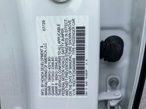 Certified 2025 Honda Accord LX image 36