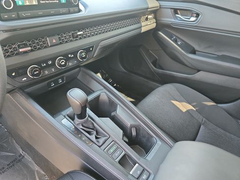 Used 2025 Honda Accord SE image 21