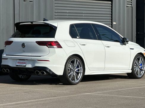 Used 2024 Volkswagen Golf R image 8