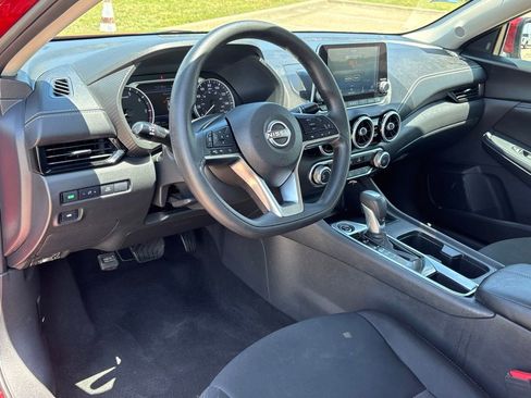 Used 2024 Nissan Sentra SV FWD image 10