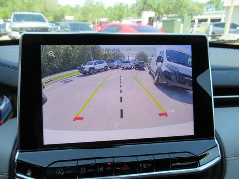 Used 2026 Jeep Compass Limited AWD/4WD image 27