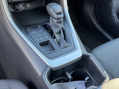 New 2025 Toyota RAV4 XLE image 19
