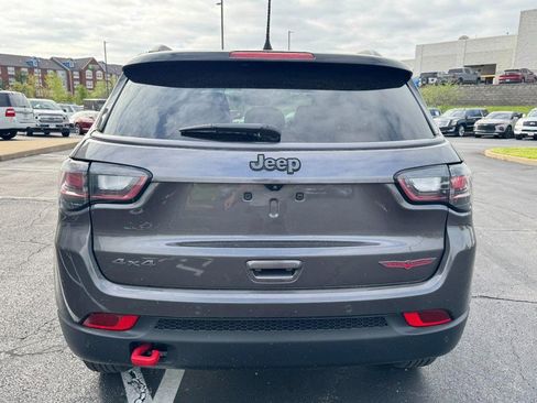 Used 2022 Jeep Compass Trailhawk w/ Trailhawk Elite Group AWD/4WD image 4