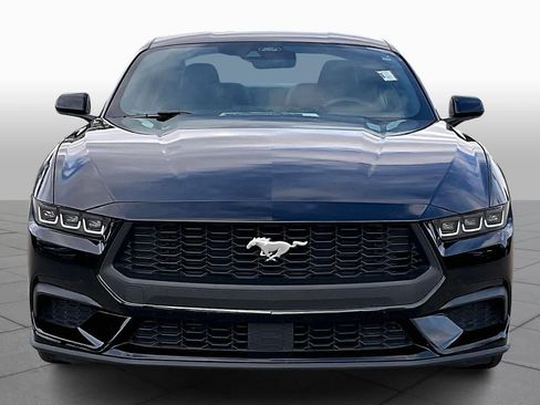 Used 2024 Ford Mustang EcoBoost image 3