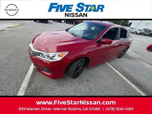 Used 2017 Honda Accord Sport image 22