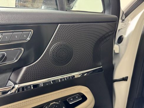 New 2026 Lincoln Corsair Premiere image 19