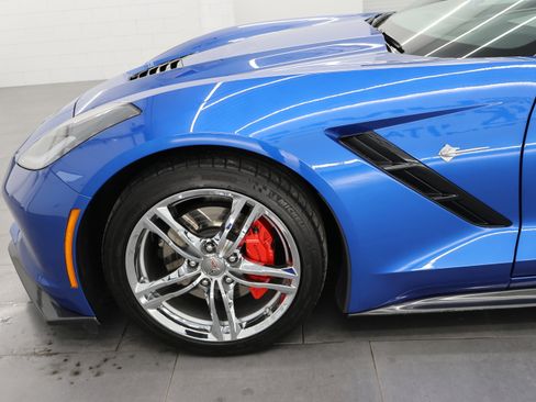 Used 2016 Chevrolet Corvette Stingray Coupe w/ 3LT Preferred Equipment Group image 33