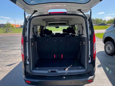 Used 2020 Ford Transit Connect XL FWD image 18