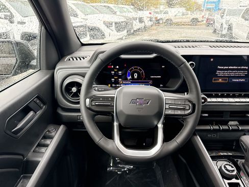 New 2026 Chevrolet Colorado Trail Boss AWD/4WD image 16
