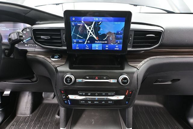 Used 2020 Ford Explorer Limited AWD/4WD image 26