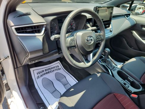 Used 2025 Toyota Corolla SE FWD image 14
