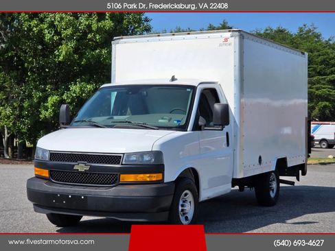 Used 2019 Chevrolet Express 3500 RWD image 1