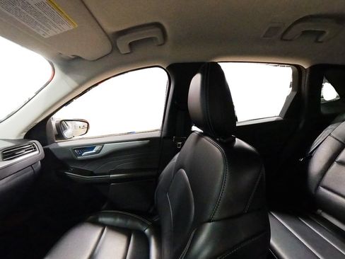 Used 2024 Ford Escape Platinum AWD/4WD image 43