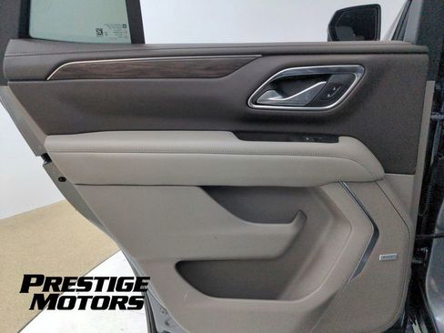 Used 2022 Chevrolet Tahoe Z71 w/ Z71 Off-Road Package image 38