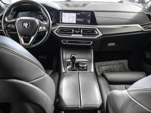 Used 2022 BMW X5 xDrive40i AWD/4WD image 25