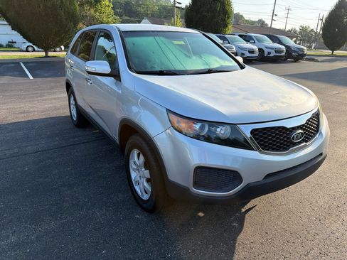 Used 2011 Kia Sorento LX AWD/4WD image 7