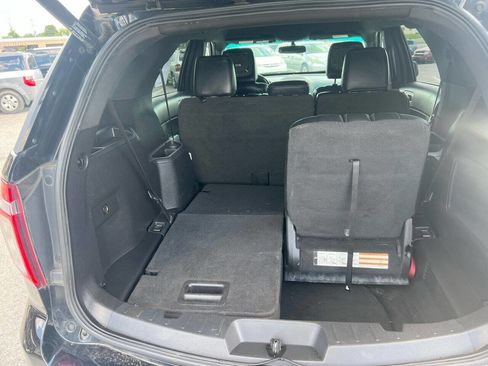 Used 2011 Ford Explorer Limited image 13