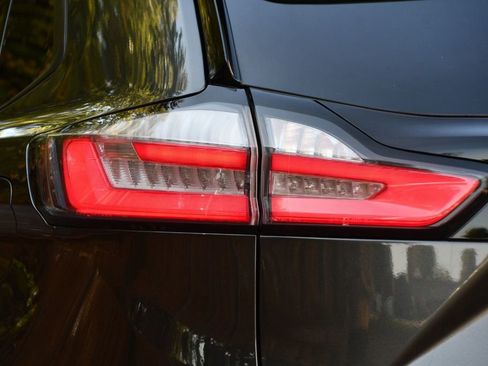 Used 2019 Ford Edge ST w/ Equipment Group 401A image 6