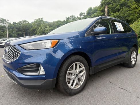 Used 2023 Ford Edge SEL w/ Convenience Package AWD/4WD image 7