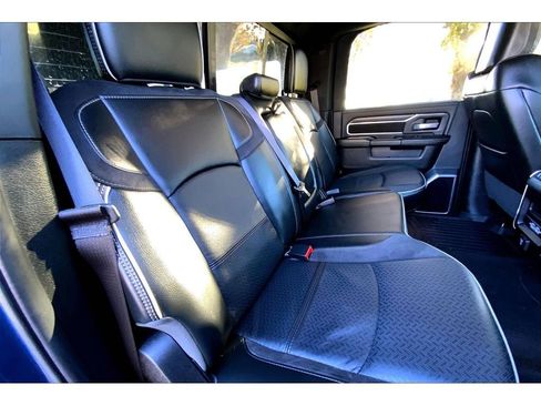 Used 2024 RAM 2500 Laramie w/ Night Edition image 29