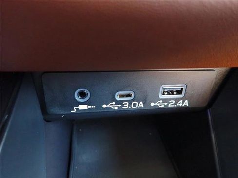 Used 2025 Subaru Outback Touring image 22