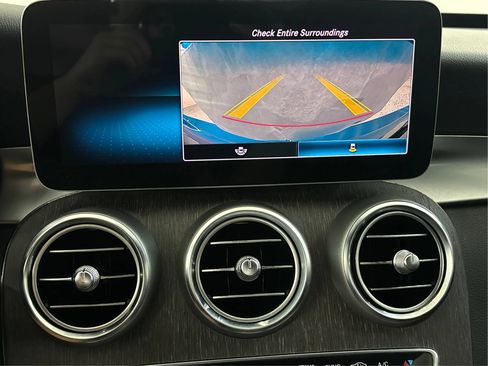 Used 2020 Mercedes-Benz C 300 4MATIC Sedan image 36