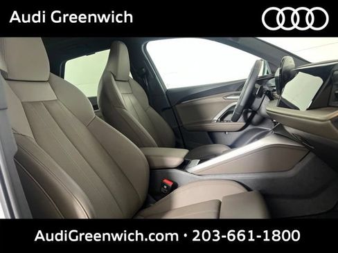 Used 2025 Audi Q5 Premium Plus w/ Premium Plus AWD/4WD image 13