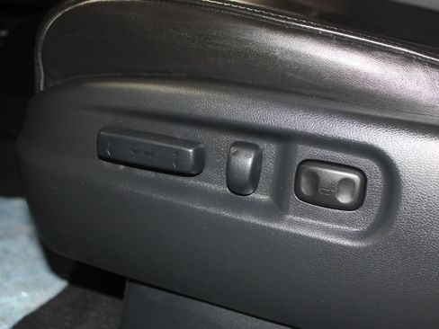 Used 2010 Honda Pilot EX-L image 9