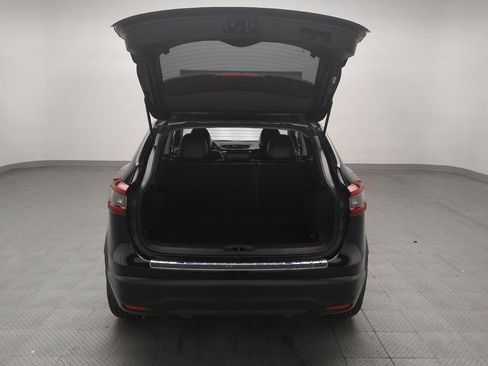 Used 2021 Nissan Rogue Sport SV w/ Technology Package FWD image 29