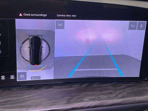 Certified 2025 Audi Q5 Premium w/ Convenience Package image 31