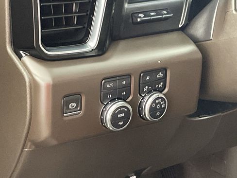 Used 2023 GMC Sierra 1500 Denali w/ Denali Reserve Package image 13