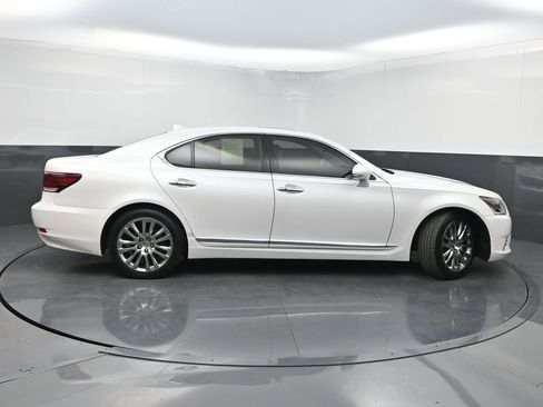 Used 2016 Lexus LS 460 460 w/ Comfort Package image 45