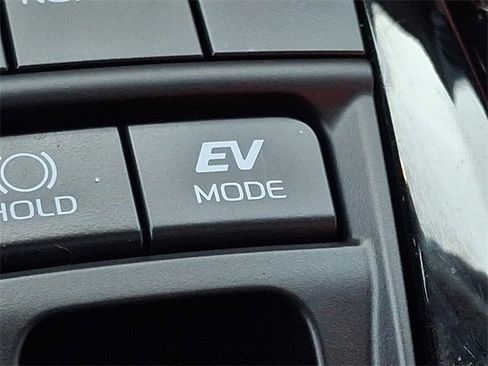 Used 2025 Toyota Camry XSE image 26