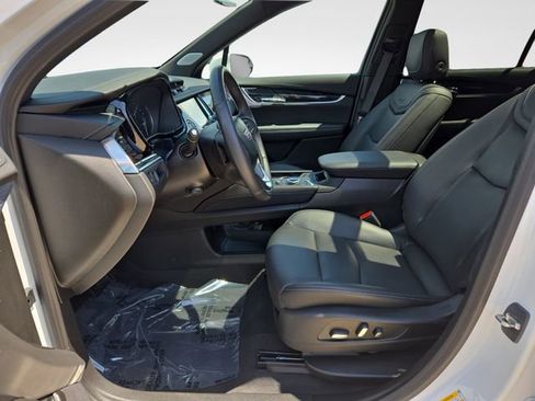 Used 2024 Cadillac XT6 Premium Luxury w/ LPO, Floor Liner Package AWD/4WD image 14