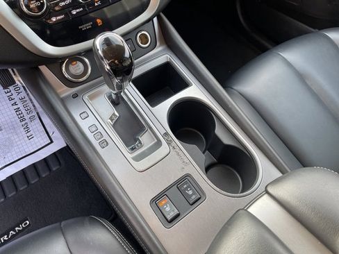 Used 2023 Nissan Murano SV image 18