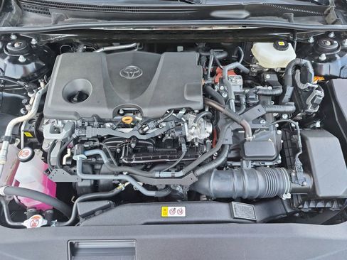 Used 2025 Toyota Camry LE FWD image 24