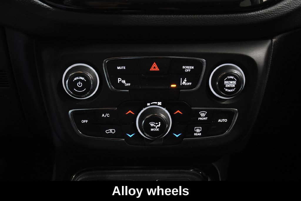 Used 2021 Jeep Compass Limited AWD/4WD image 24
