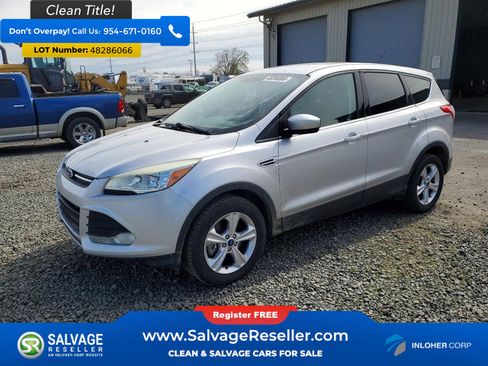 Used 2015 Ford Escape SE image 1
