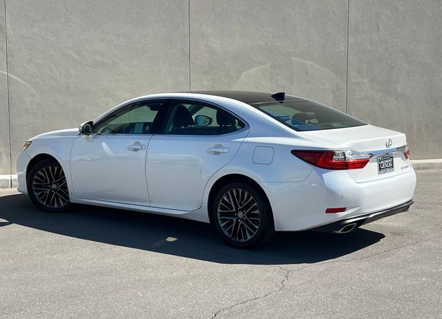 Used 2018 Lexus ES 350 w/ Luxury Package w/Wood Trim FWD image 6