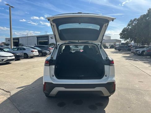 Used 2025 Volkswagen Tiguan S w/ 18" Wheel Package image 41