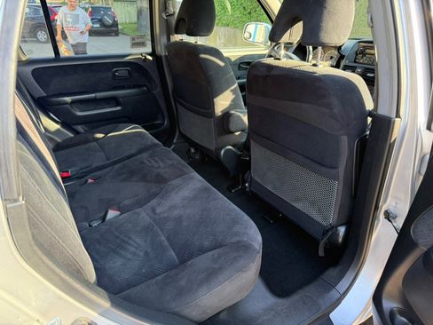 Used 2005 Honda CR-V EX image 24