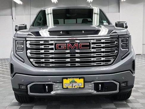 Used 2023 GMC Sierra 1500 Denali w/ Denali Reserve Package AWD/4WD image 4