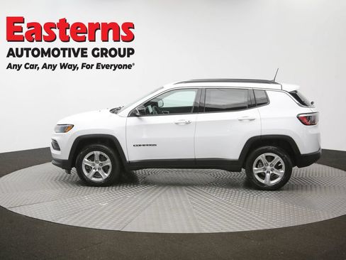 Used 2024 Jeep Compass Latitude AWD/4WD image 60