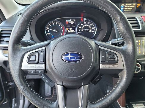 Used 2018 Subaru Forester 2.5i Touring w/ Popular Package #3B AWD/4WD image 21