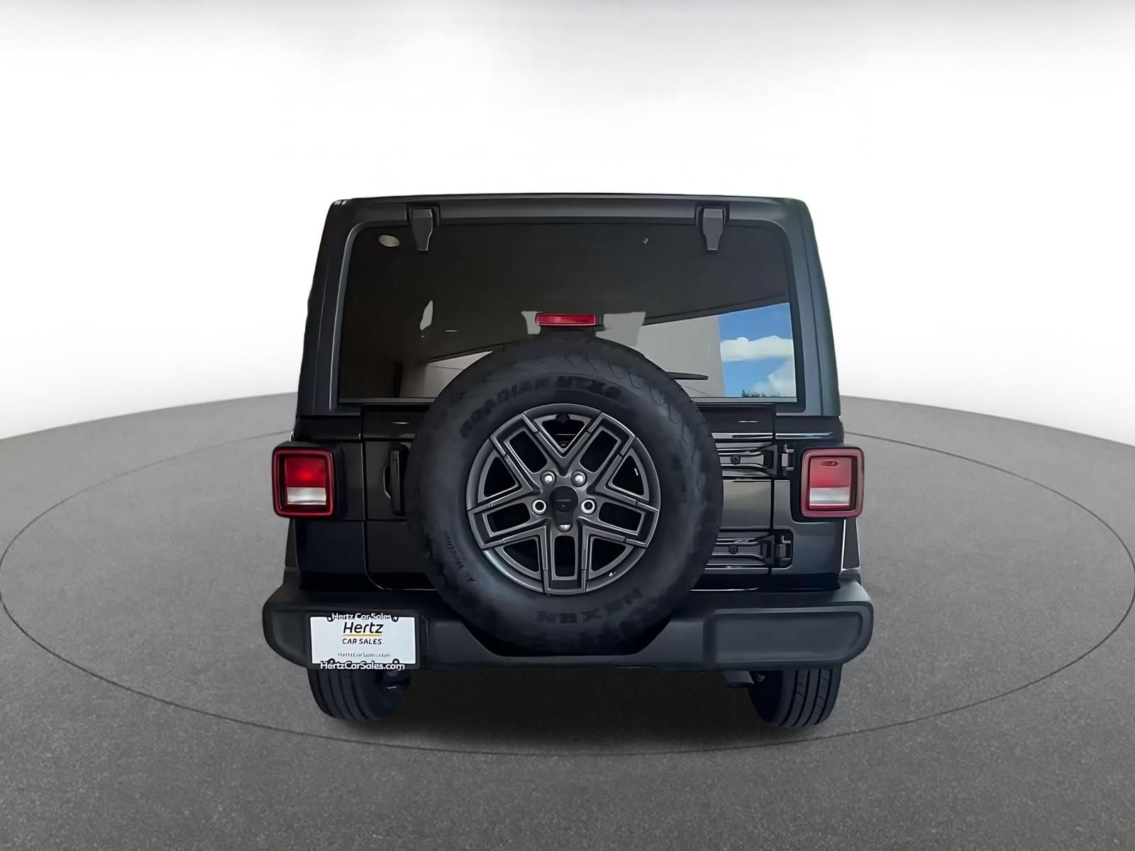 Used 2025 Jeep Wrangler Unlimited Sport AWD/4WD image 8