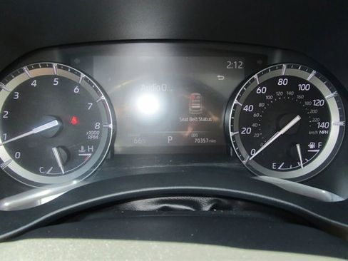 Used 2020 Toyota Highlander Limited image 34