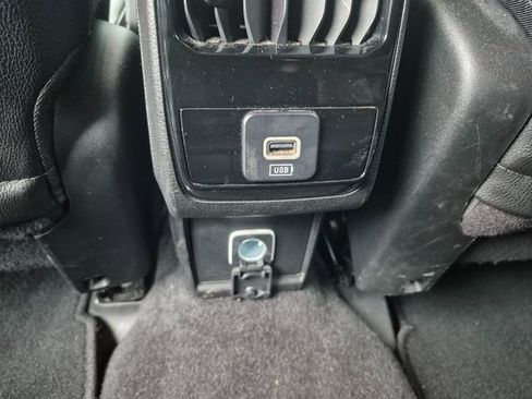 Used 2024 Jeep Compass Limited image 11