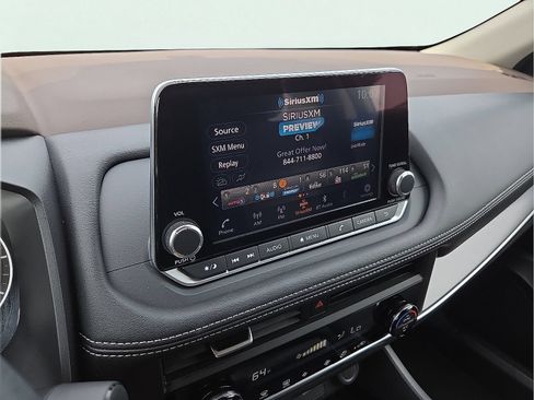 Used 2023 Nissan Rogue SV FWD image 16